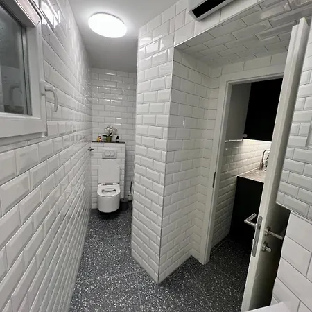 Ina Апартаменты *